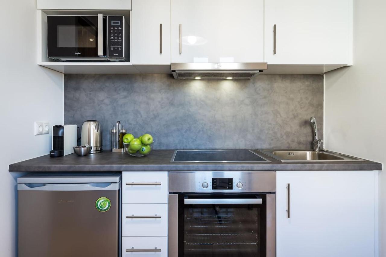 Syntagma Modern New Flat, Large Balcony With View Apartment Athens Ngoại thất bức ảnh