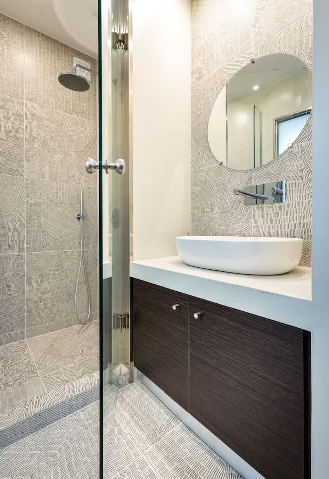 Syntagma Modern New Flat, Large Balcony With View Apartment Athens Ngoại thất bức ảnh
